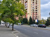 Satılır 2 otaqlı köhnə tikili 45 m², İnşaatçılar m., photo 1 from 8