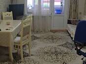 Сдаётся 3-комн. вторичка 70 м², м. Нефтчиляр, photo 1 from 8
