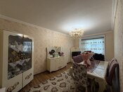 Satılır 3 otaqlı köhnə tikili 95 m², Bakıxanov q., photo 2 from 8