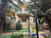 Satılır 6 otaqlı həyət evi/bağ evi 250 m², Qara Qarayev m., photo 1 from 8