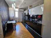 Продается 3-комн. новостройка 95 м², м. Низами, photo 1 from 8