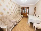 Satılır 3 otaqlı köhnə tikili 90 m², Qara Qarayev m., photo 2 from 7