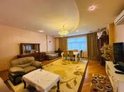 Сдается 3-комн. новостройка 140 м², м. Низами, photo 2 from 8