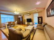 Сдается 3-комн. новостройка 140 м², м. Низами, photo 1 from 8
