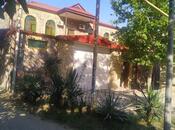 Satılır 8 otaqlı həyət evi/bağ evi 290 m², Qaraçuxur q., photo 1 from 8