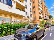 Продается 3-комн. вторичка 78 м², м. Кара Караев, photo 2 from 8
