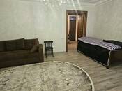 Сдаётся 2-комн. вторичка 70 м², м. Низами, photo 5 from 8