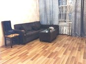 Satılır 2 otaqlı köhnə tikili 68 m², photo 1 from 8