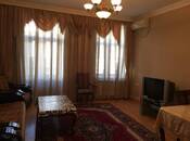 İcarəyə verilir 2 otaqlı köhnə tikili 70 m², Bayıl q., photo 1 from 8