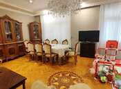 Satılır 4 otaqlı köhnə tikili 140 m², Nəriman Nərimanov m., photo 1 from 8