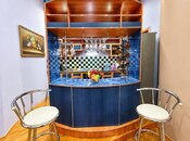 Сдаётся 2-комн. новостройка 130 м², м. Низами, photo 5 from 8
