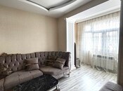 Сдаётся 2-комн. вторичка 75 м², м. Нефтчиляр, photo 3 from 8
