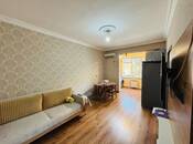 Satılır 3 otaqlı köhnə tikili 51 m², Bakıxanov q., photo 1 from 8