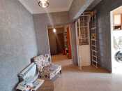Satılır 5 otaqlı köhnə tikili 130 m², İnşaatçılar m., photo 2 from 8