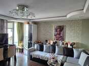 Продается 2-комн. вторичка 55 м², м. 28 мая, photo 2 from 8