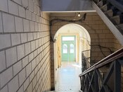 Продается 2-комн. вторичка 40 м², м. Сахил, photo 4 from 8