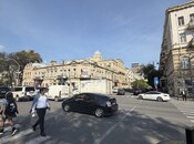 Продается 2-комн. вторичка 40 м², м. Сахил, photo 2 from 8