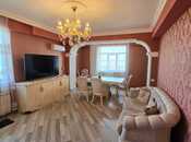 Продается 3-комн. вторичка 136 м², photo 1 from 8