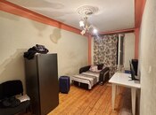 Satılır 2 otaqlı köhnə tikili 45 m², Qara Qarayev m., photo 6 from 8