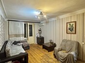 Satılır 2 otaqlı köhnə tikili 45 m², Qara Qarayev m., photo 2 from 8