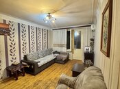 Satılır 2 otaqlı köhnə tikili 45 m², Qara Qarayev m., photo 1 from 8