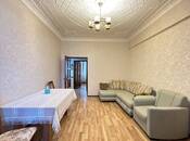 Продается 2-комн. вторичка 65 м², Ясамальский р., photo 2 from 8