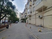 Сдается 3-комн. вторичка 80 м², м. Кара Караев, photo 2 from 8