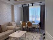 Сдается 2-комн. новостройка 65 м², м. Кара Караев, photo 1 from 8