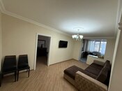 Продаётся 3-комн. вторичка 60 м², м. Элмляр Академиясы, photo 1 from 8