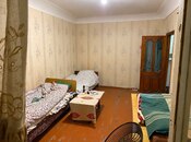 Продается 1-комн. вторичка 40 м², м. Нефтчиляр, photo 1 from 4