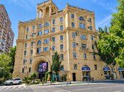Продаётся 3-комн. вторичка 75 м², м. 28 мая, photo 1 from 8