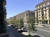 Сдается 4-комн. новостройка 170 м², Хатаинский р., photo 1 from 8