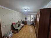 Продаётся 3-комн. вторичка 60 м², м. Элмляр Академиясы, photo 5 from 8