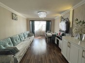Satılır 3 otaqlı köhnə tikili 73 m², Bakıxanov q., photo 1 from 8