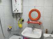 Продается 3-комн. вторичка 70 м², м. Элмляр Академиясы, photo 3 from 5