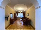 Сдаётся 3-комн. новостройка 130 м², м. Низами, photo 2 from 8