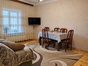 Продается 3-комн. вторичка 60 м², м. Ази Асланов, photo 1 from 8