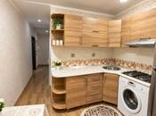 Satılır 2 otaqlı köhnə tikili 65 m², Qaraçuxur q., photo 3 from 5