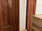 Продаётся 2-комн. вторичка 40 м², м. Элмляр Академиясы, photo 6 from 8