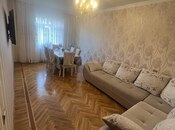 Satılır 3 otaqlı köhnə tikili 75 m², Memar Əcəmi m., photo 1 from 8