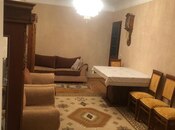 Satılır 4 otaqlı köhnə tikili 110 m², Qara Qarayev m., photo 1 from 8