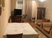 Satılır 4 otaqlı köhnə tikili 110 m², Qara Qarayev m., photo 2 from 8