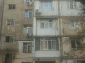 Satılır 3 otaqlı köhnə tikili 70 m², İnşaatçılar m., photo 1 from 8