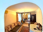 Продаётся 2-комн. вторичка 40 м², м. Гянджлик, photo 1 from 8