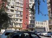 Satılır 1 otaqlı köhnə tikili 45 m², İnşaatçılar m., photo 2 from 8