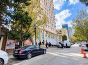 Продаётся 3-комн. новостройка 85 м², м. Низами, photo 1 from 8
