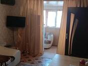 Satılır 2 otaqlı köhnə tikili 30 m², İnşaatçılar m., photo 1 from 6