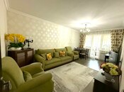 Продаётся 3-комн. вторичка 70 м², м. Халглар Достлугу, photo 1 from 8