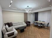 Сдаётся 2-комн. новостройка 85 м², м. Нефтчиляр, photo 1 from 8