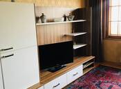 Satılır 2 otaqlı köhnə tikili 50 m², Qaraçuxur q., photo 2 from 8
